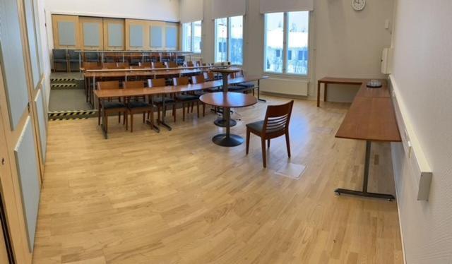 Hotelli Kaustinen Екстериор снимка